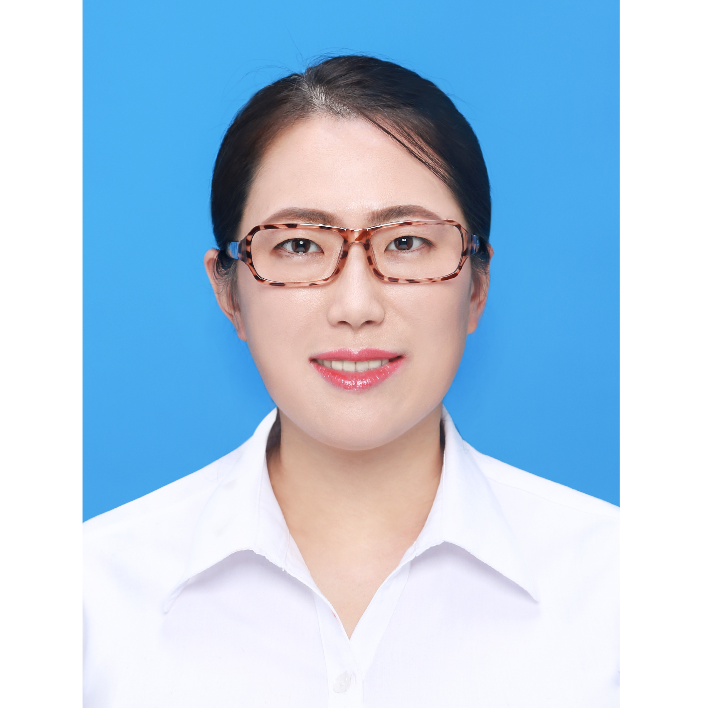 邹婷